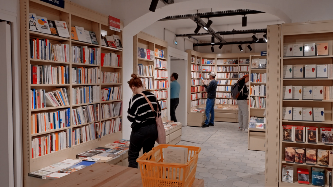 BOOK-OFF CHÂTELET - Librairie d’Occasion au Cœur de Paris – BOOK OFF